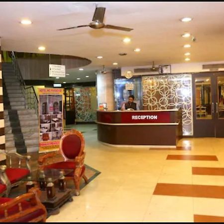 Hotel Ng Paradise Jagadhri ภายนอก รูปภาพ