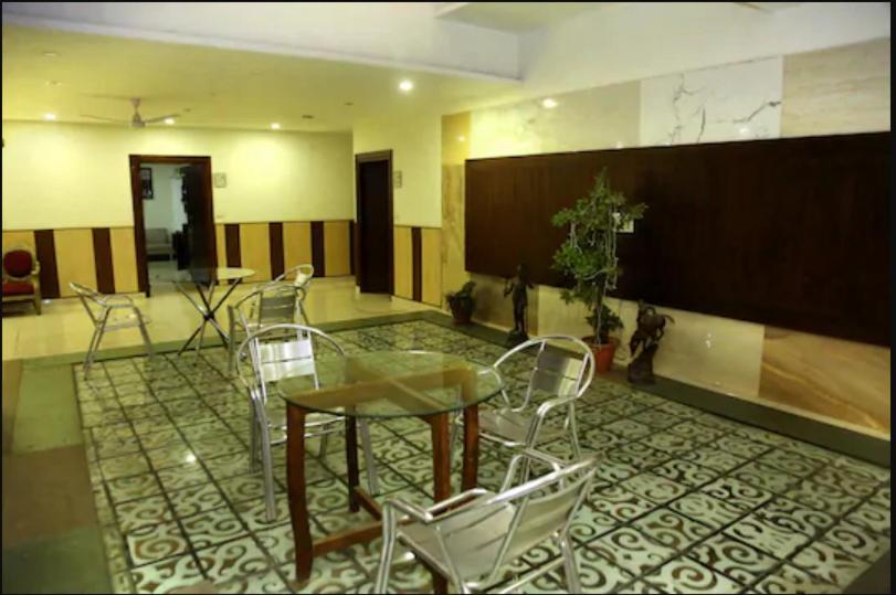 Hotel Ng Paradise Jagadhri ภายนอก รูปภาพ